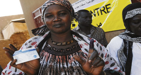3-FEMALE-SUDANESE-VOTER