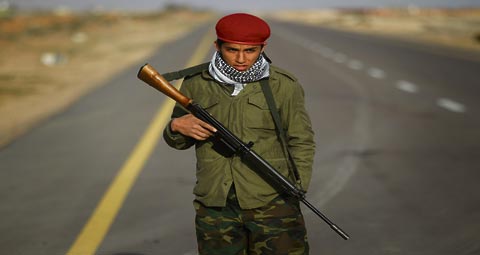 11-LIBYAN-REBEL-FIGHTER