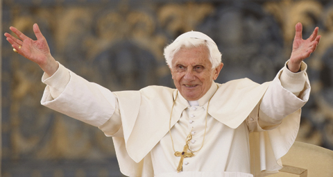 9-POPE-BENEDICT-OPEN-ARMS