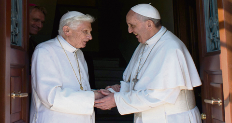 8-POPE-FRANCIS-&-BENEDICT-XVI