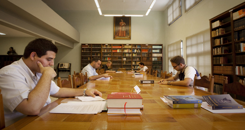 10-STUDENTS-CHURCH-LIBRARY