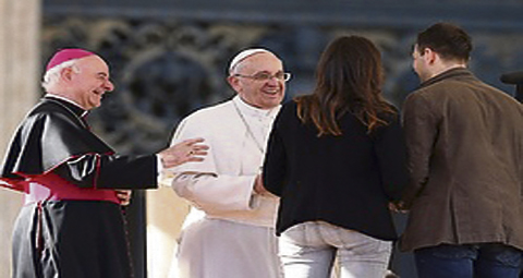 11-POPE-&-ENGAGED-COUPLE