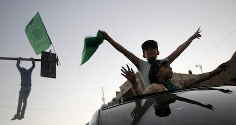 Palestinians celebrate cease-fire in Gaza