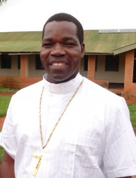 3 1112Sudan_Bishop Eduardo Hiiboro Kussala of Tombura-Yambio