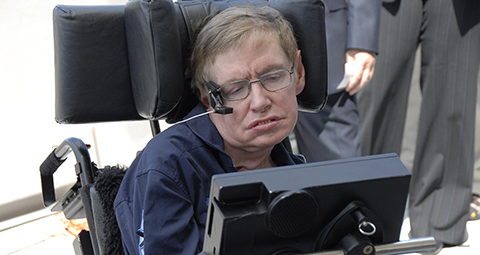 Stephen_Hawking_at_Kennedy_Space_Center_Shuttle_Landing_Facility_KSC-07pd-0946